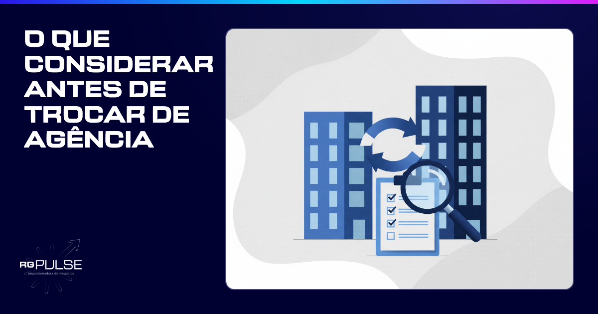 Um grupo de pessoas em uma reunião de negócios discutindo estratégias em um escritório moderno.