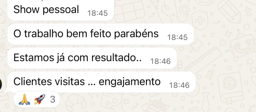Print de mensagens de um cliente comemorando resultado